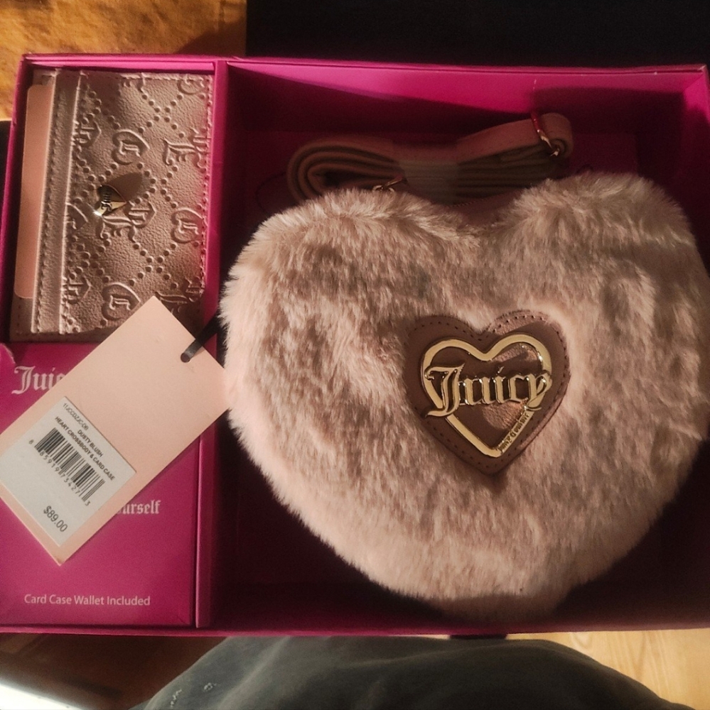 Juicy couture 2 gift sets with tags n boxes